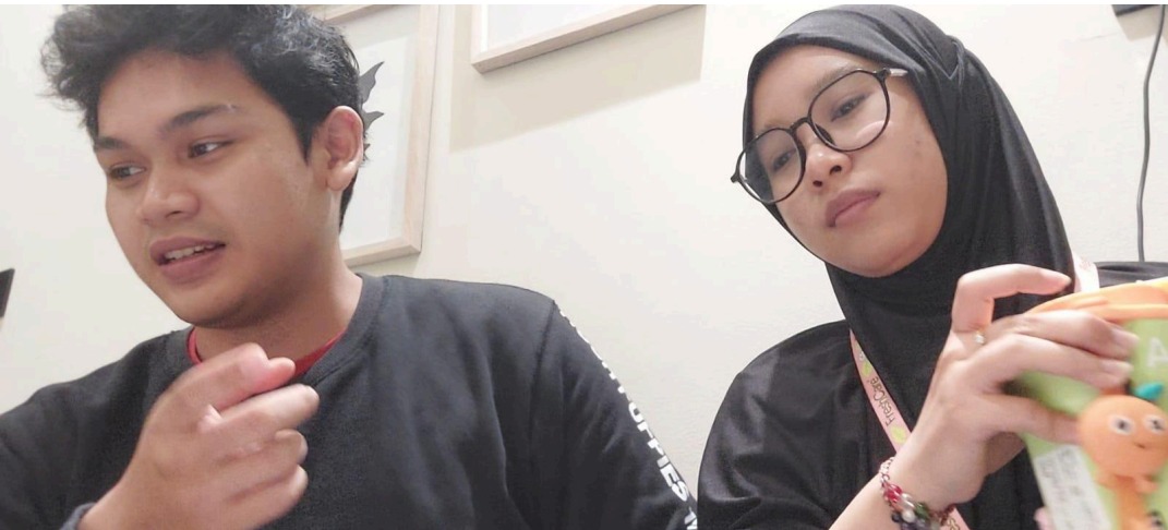 Guru Honorer Bertahan dengan Gaji Minim di Tengah Mahalnya Kebutuhan Hidup